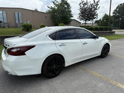 2018 Nissan Altima 2.5 SR - Photo 3 - Columbia, SC 29210