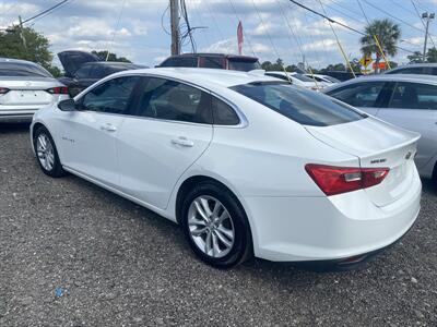 2021 Chevrolet Malibu LT - Photo 4 - Columbia, SC 29210