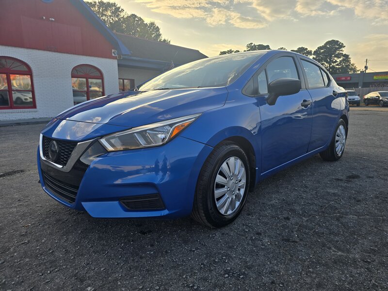 2020 Nissan Versa S - Photo 1 - Columbia, SC 29210