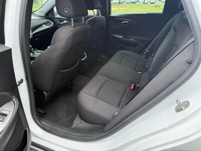 2022 Chevrolet Malibu LT - Photo 9 - Columbia, SC 29210