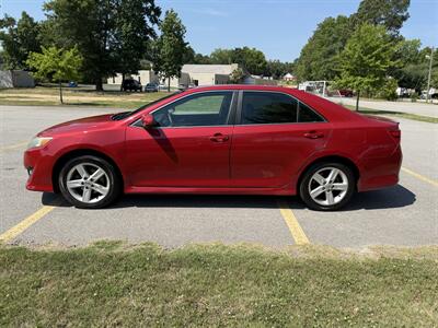 2014 Toyota Camry SE - Photo 5 - Columbia, SC 29210