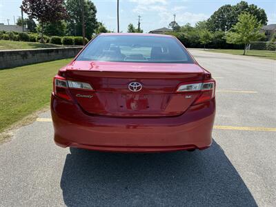 2014 Toyota Camry SE - Photo 4 - Columbia, SC 29210