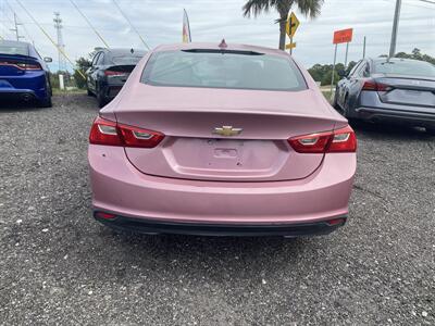 2017 Chevrolet Malibu LT   - Photo 6 - Columbia, SC 29210