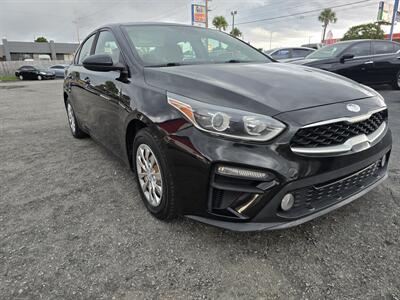 2019 Kia Forte FE   - Photo 1 - Columbia, SC 29210
