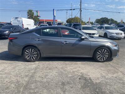 2023 Nissan Altima 2.5 SV - Photo 6 - Columbia, SC 29210