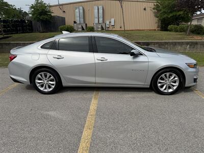 2020 Chevrolet Malibu LT - Photo 2 - Columbia, SC 29210