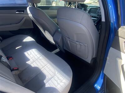 2018 Hyundai SONATA SEL - Photo 11 - Columbia, SC 29210
