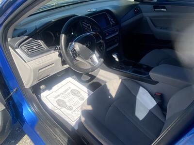 2018 Hyundai SONATA SEL - Photo 9 - Columbia, SC 29210