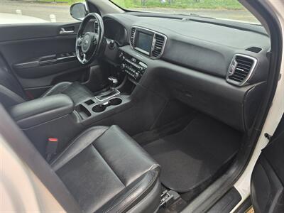 2019 Kia Sportage EX   - Photo 8 - Columbia, SC 29210