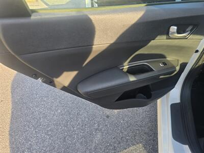 2017 Kia Optima LX   - Photo 20 - Columbia, SC 29210