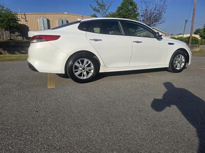 2017 Kia Optima LX   - Photo 3 - Columbia, SC 29210