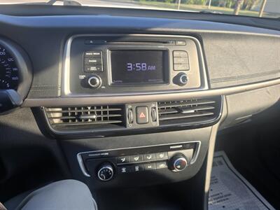 2017 Kia Optima LX   - Photo 24 - Columbia, SC 29210
