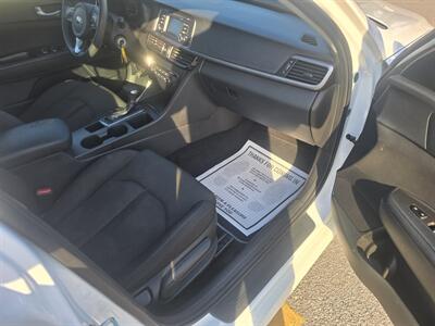 2017 Kia Optima LX   - Photo 13 - Columbia, SC 29210