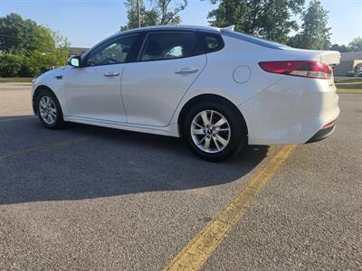 2017 Kia Optima LX   - Photo 7 - Columbia, SC 29210