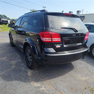 2018 Dodge Journey SE   - Photo 7 - Columbia, SC 29210