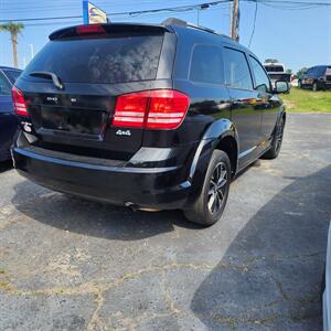 2018 Dodge Journey SE   - Photo 5 - Columbia, SC 29210