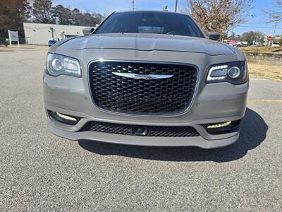 2018 Chrysler 300 Series S   - Photo 2 - Columbia, SC 29210