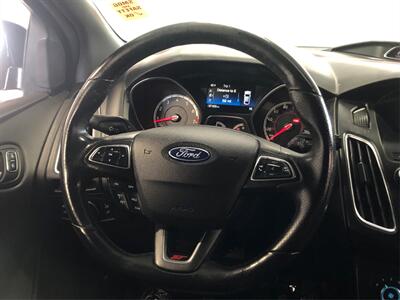 2017 Ford Focus ST   - Photo 15 - Sacramento, CA 95825