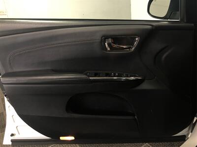 2013 Toyota Avalon XLE   - Photo 15 - Sacramento, CA 95825
