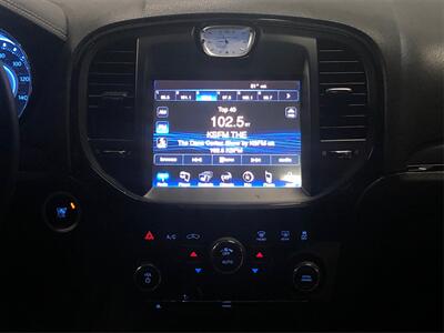 2014 Chrysler 300 S   - Photo 14 - Sacramento, CA 95825