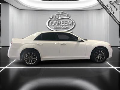 2014 Chrysler 300 S   - Photo 4 - Sacramento, CA 95825