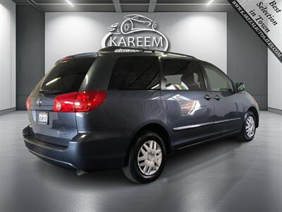 2010 Toyota Sienna LE 7-Passenger   - Photo 5 - Sacramento, CA 95825