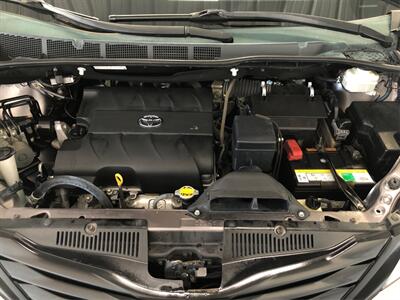 2013 Toyota Sienna L 7-Passenger - Photo 11 - Sacramento, CA 95825