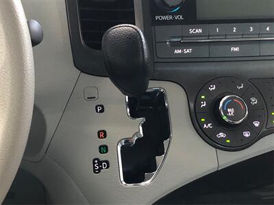 2013 Toyota Sienna L 7-Passenger - Photo 22 - Sacramento, CA 95825