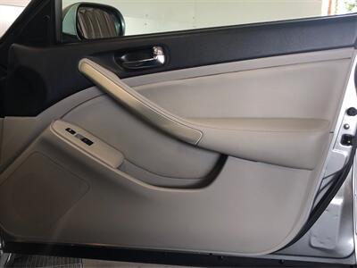 2005 INFINITI G35   - Photo 18 - Sacramento, CA 95825