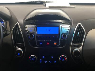 2012 Hyundai TUCSON GLS   - Photo 13 - Sacramento, CA 95825