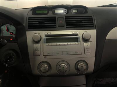 2004 Toyota Camry Solara SE V6   - Photo 13 - Sacramento, CA 95825