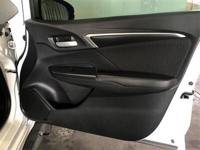 2020 Honda Fit Sport   - Photo 17 - Sacramento, CA 95825
