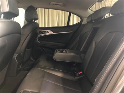2019 Genesis G70 2.0T Sport M/T   - Photo 10 - Sacramento, CA 95825