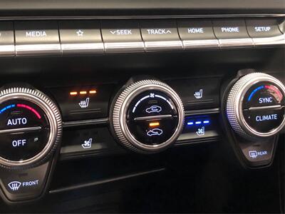2019 Genesis G70 2.0T Sport M/T   - Photo 22 - Sacramento, CA 95825
