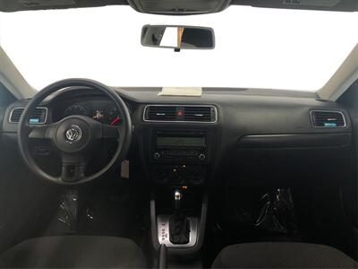 2011 Volkswagen Jetta S   - Photo 16 - Sacramento, CA 95825