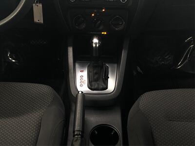 2011 Volkswagen Jetta S   - Photo 17 - Sacramento, CA 95825