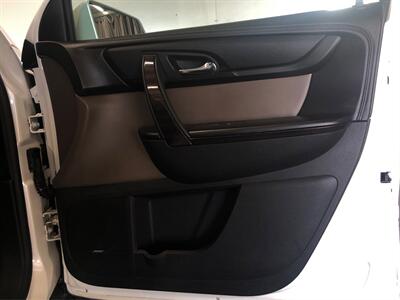 2013 GMC Acadia SLT-2   - Photo 17 - Sacramento, CA 95825