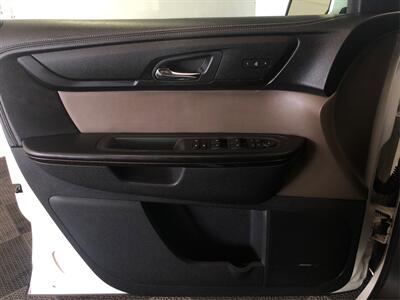 2013 GMC Acadia SLT-2   - Photo 16 - Sacramento, CA 95825