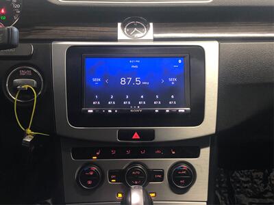 2017 Volkswagen CC 2.0T Sport PZEV   - Photo 13 - Sacramento, CA 95825