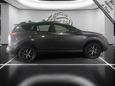 2018 Toyota RAV4 SE   - Photo 4 - Sacramento, CA 95825