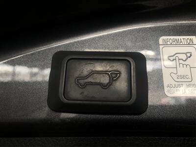 2018 Toyota RAV4 SE   - Photo 20 - Sacramento, CA 95825