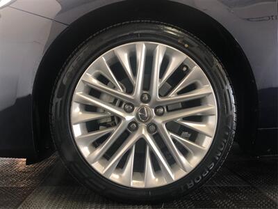 2017 Lexus ES 350   - Photo 19 - Sacramento, CA 95825