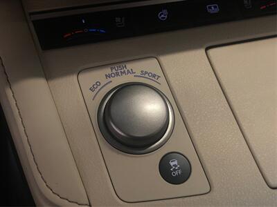 2017 Lexus ES 350   - Photo 30 - Sacramento, CA 95825