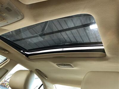 2005 Lexus ES 330   - Photo 11 - Sacramento, CA 95825