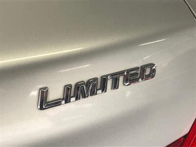 2006 Toyota Avalon Limited   - Photo 18 - Sacramento, CA 95825