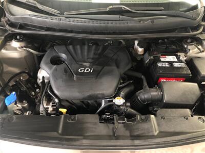 2014 Hyundai ACCENT GLS   - Photo 11 - Sacramento, CA 95825