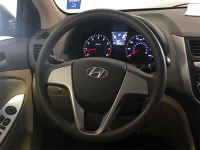 2014 Hyundai ACCENT GLS   - Photo 15 - Sacramento, CA 95825