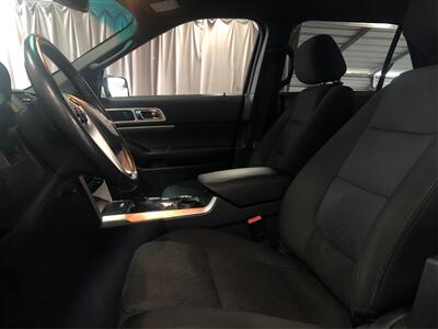 2015 Ford Explorer XLT   - Photo 9 - Sacramento, CA 95825