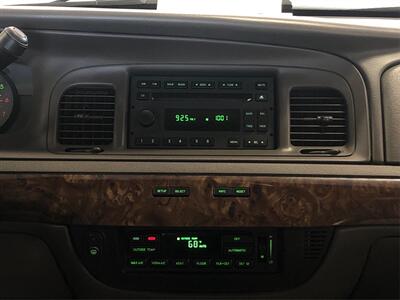 2011 Mercury Grand Marquis LS   - Photo 13 - Sacramento, CA 95825