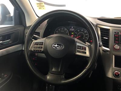 2014 Subaru Outback 2.5i - Photo 15 - Sacramento, CA 95825